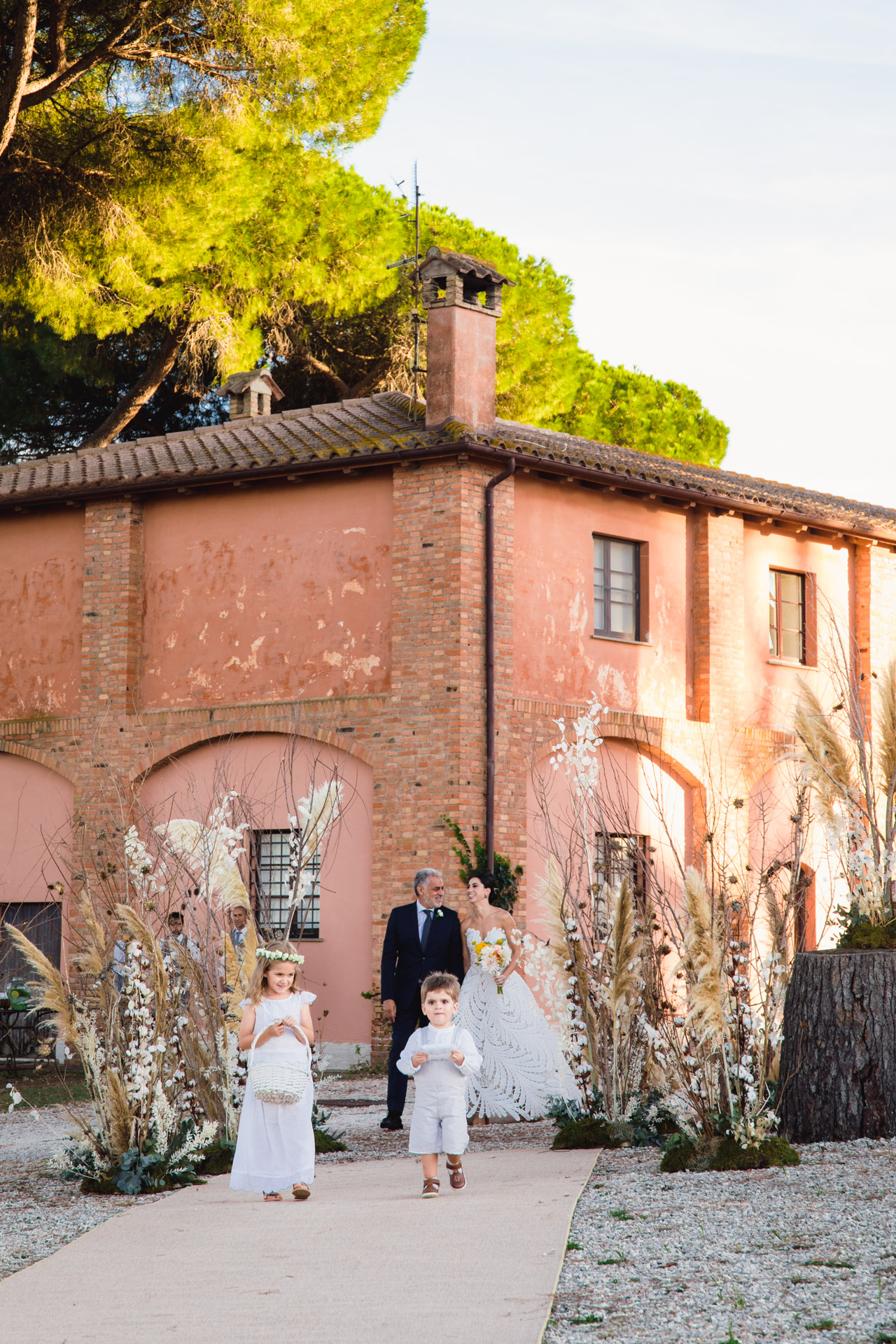 Yasmine&Stefano fotografo matrimonio destination wedding photographer videographer luxury italia como lake amalfi coast apulia rome roma sicily masseria potenti tuscany cerimonia ceremony milan villa emaldi