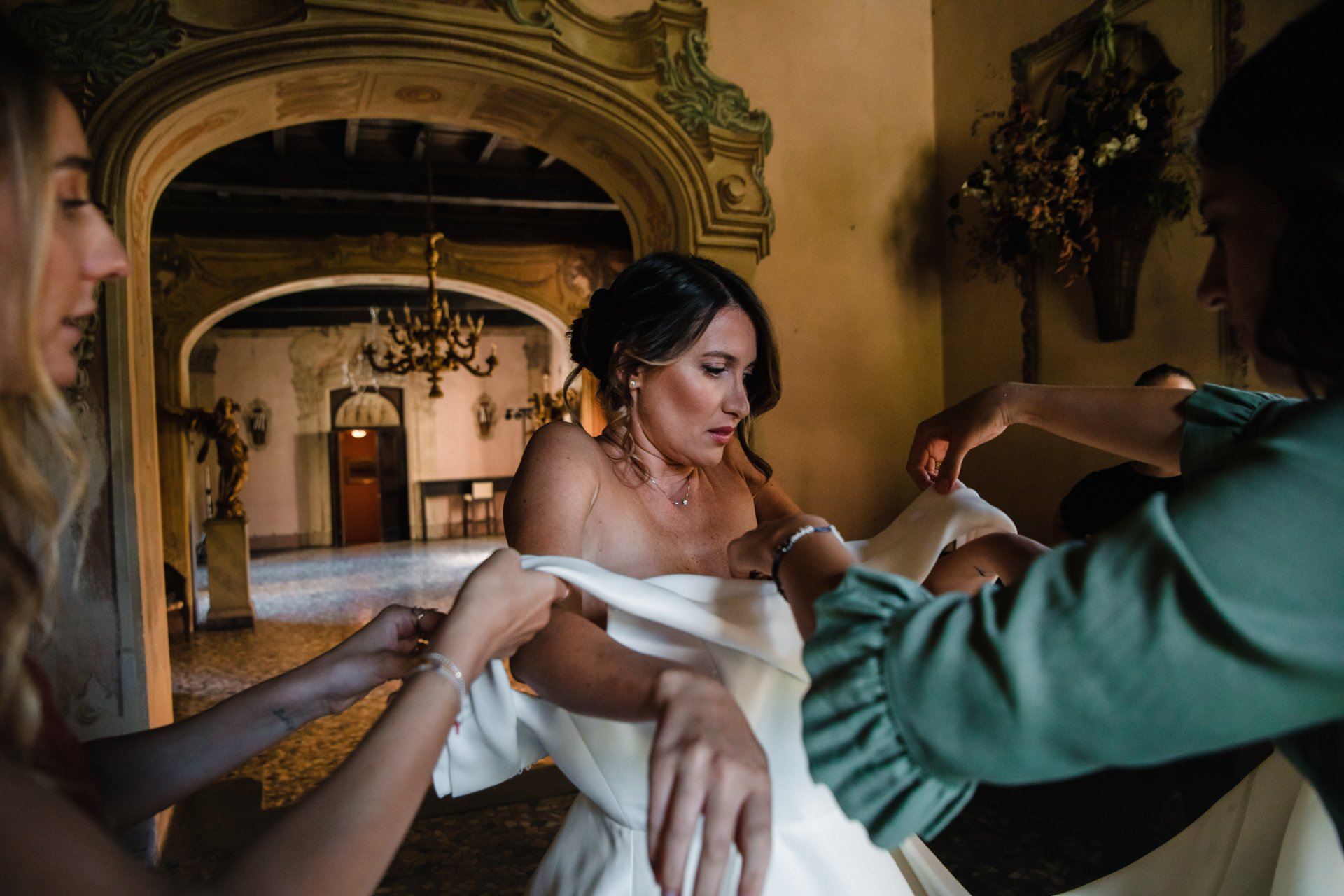 Silvia Tommaso fotografo matrimonio destination wedding photographer videographer luxury italia como lake amalfi coast apulia rome roma sicily masseria potenti tuscany cerimonia ceremony milan villa emaldi