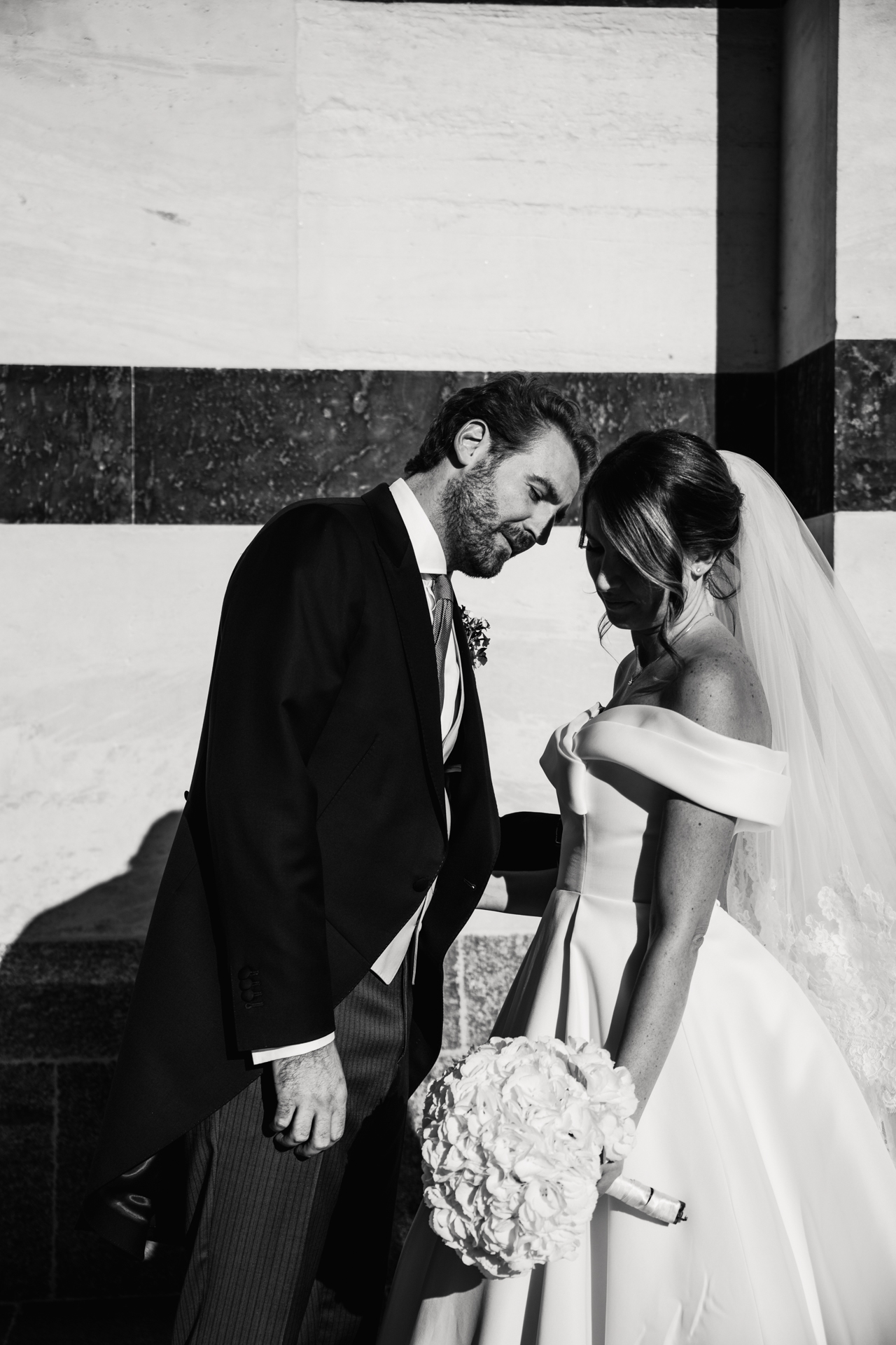 Silvia Tommaso fotografo matrimonio destination wedding photographer videographer luxury italia como lake amalfi coast apulia rome roma sicily masseria potenti tuscany cerimonia ceremony milan villa emaldi