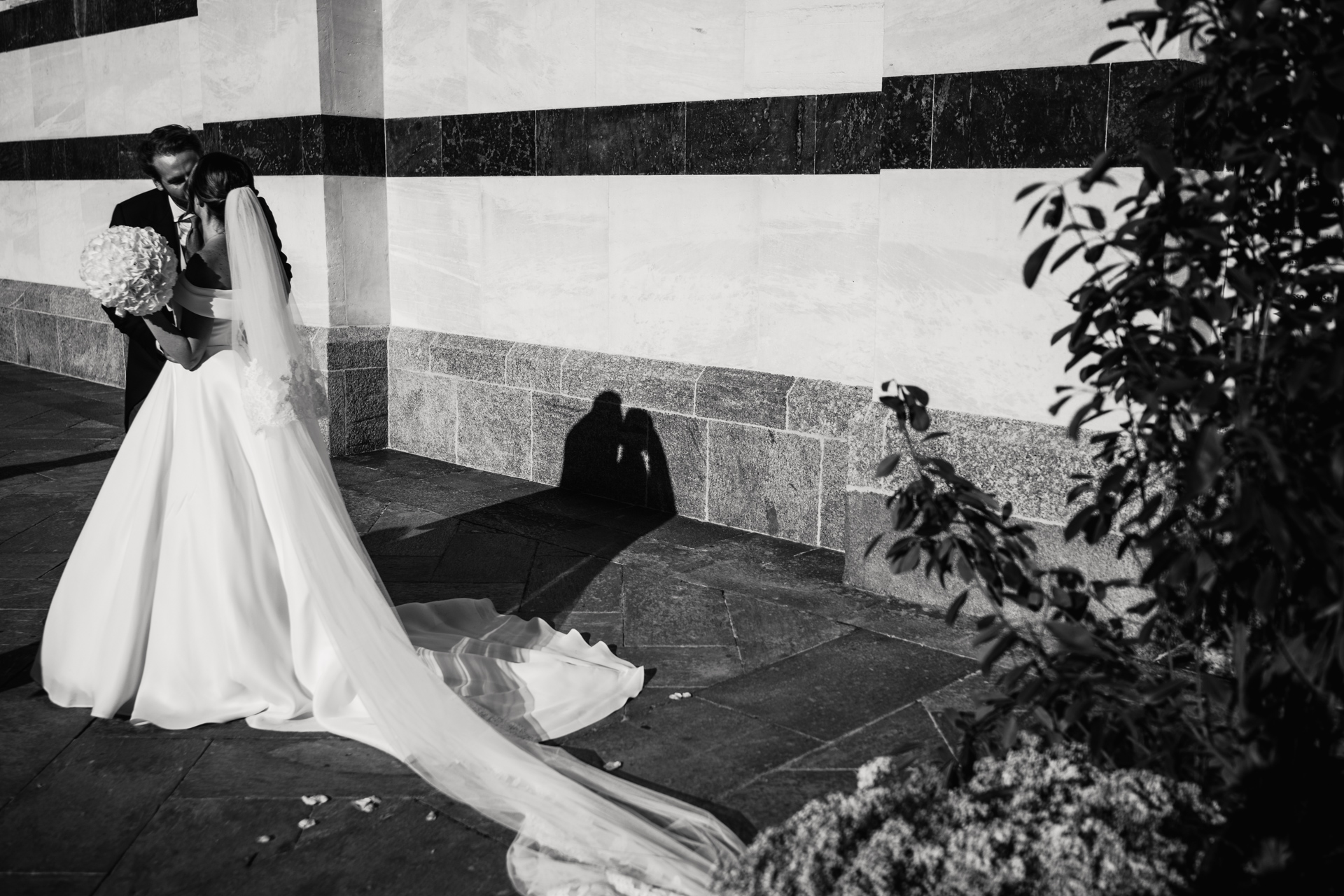 Silvia Tommaso fotografo matrimonio destination wedding photographer videographer luxury italia como lake amalfi coast apulia rome roma sicily masseria potenti tuscany cerimonia ceremony milan villa emaldi