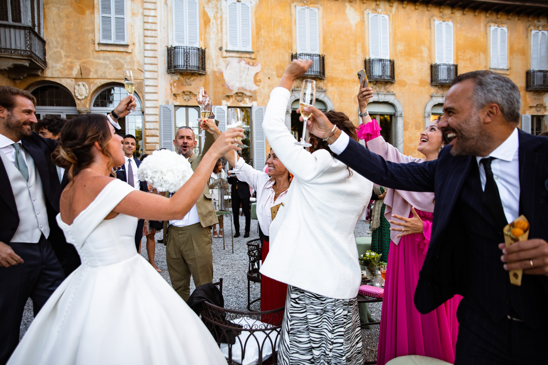 Silvia Tommaso fotografo matrimonio destination wedding photographer videographer luxury italia como lake amalfi coast apulia rome roma sicily masseria potenti tuscany cerimonia ceremony milan villa emaldi