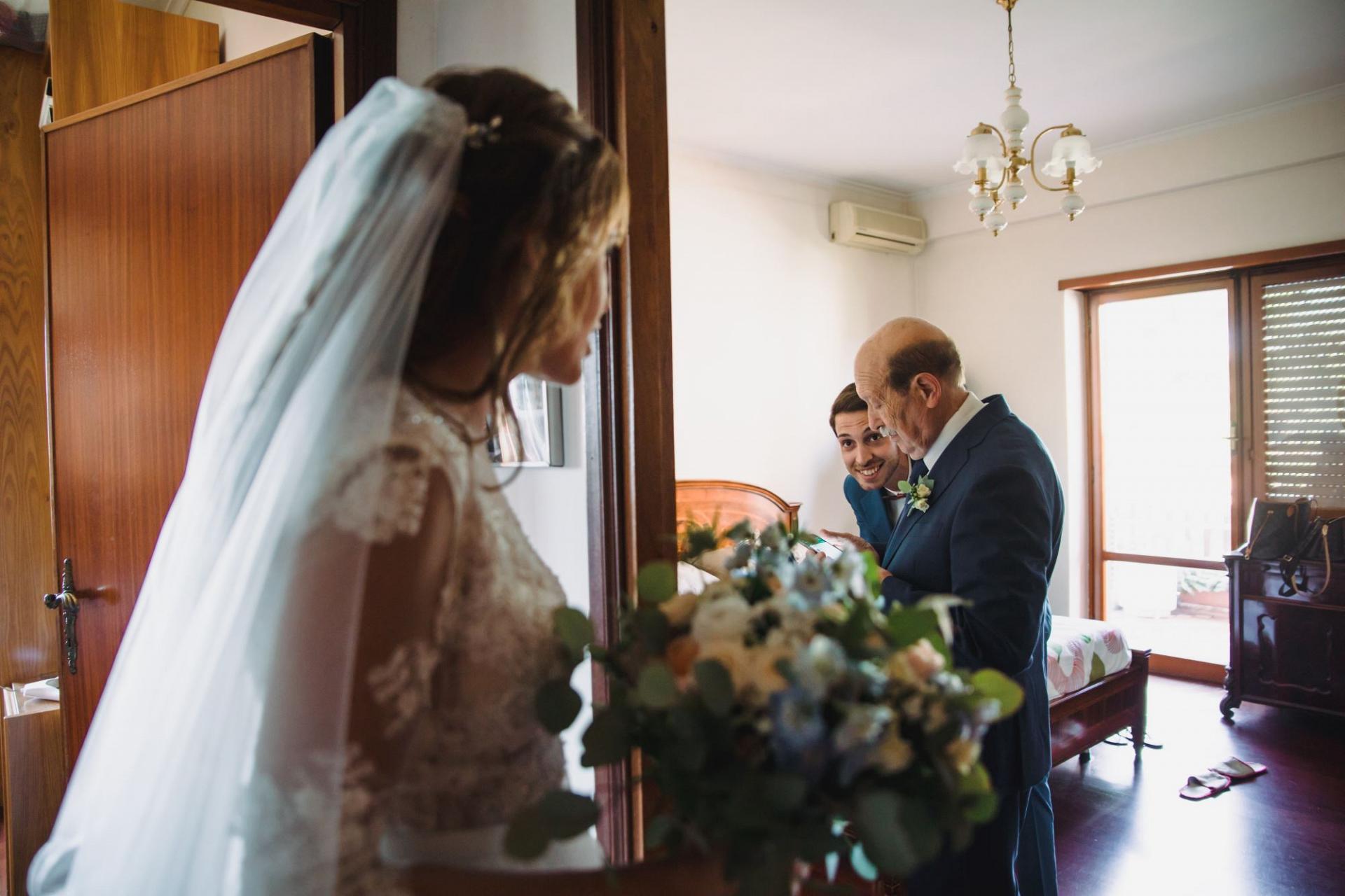 Giorgia&Alessio fotografo matrimonio destination wedding photographer videographer luxury italia como lake amalfi coast apulia rome roma sicily masseria potenti tuscany battesimo cerimonia ceremony bologna