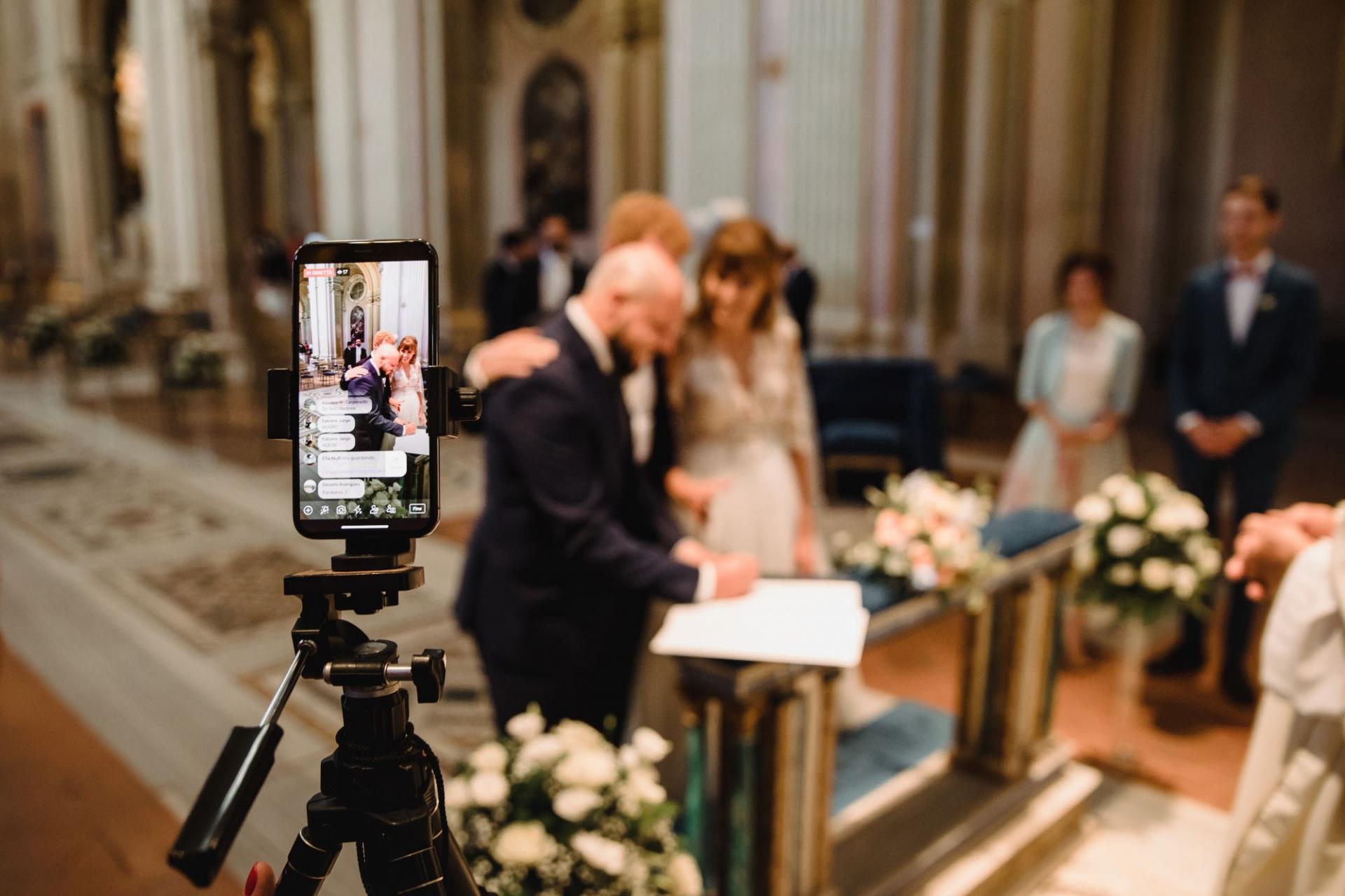 Giorgia&Alessio fotografo matrimonio destination wedding photographer videographer luxury italia como lake amalfi coast apulia rome roma sicily masseria potenti tuscany battesimo cerimonia ceremony bologna